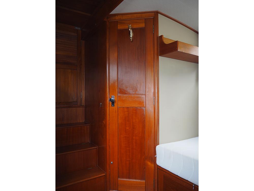 Aft cabin, Accommodation